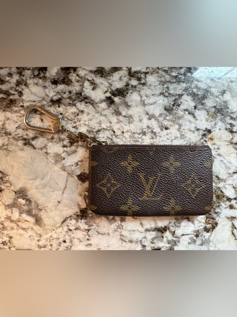 Louis Vuitton Brown Monogram Key Kles